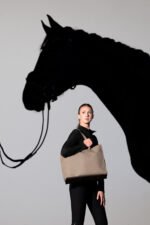 Сумка універсальна Faux Leather Shopper Platinum 2025 від Eskadron - Зображення 3