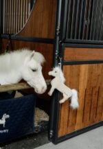 Іграшка-коник на денник Relax від Kentucky - Зображення 3